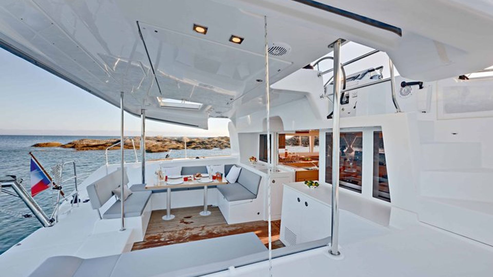 Une journée complète en catamaran Maddalena, avec déjeuner