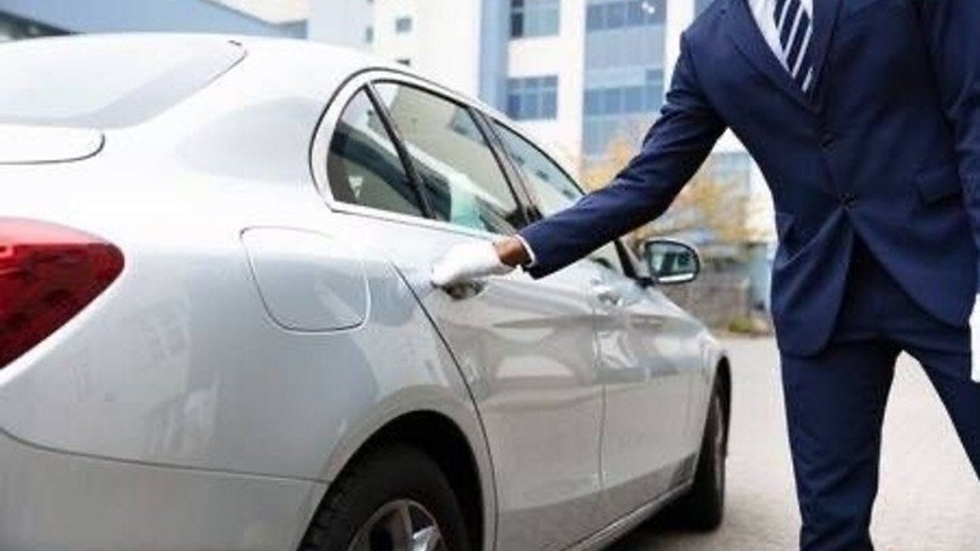 Transfert privé de l'aéroport Paris Charles de Gaulle à Paris