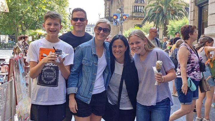 San Sebastian History and Cuisine Tour With Lunch