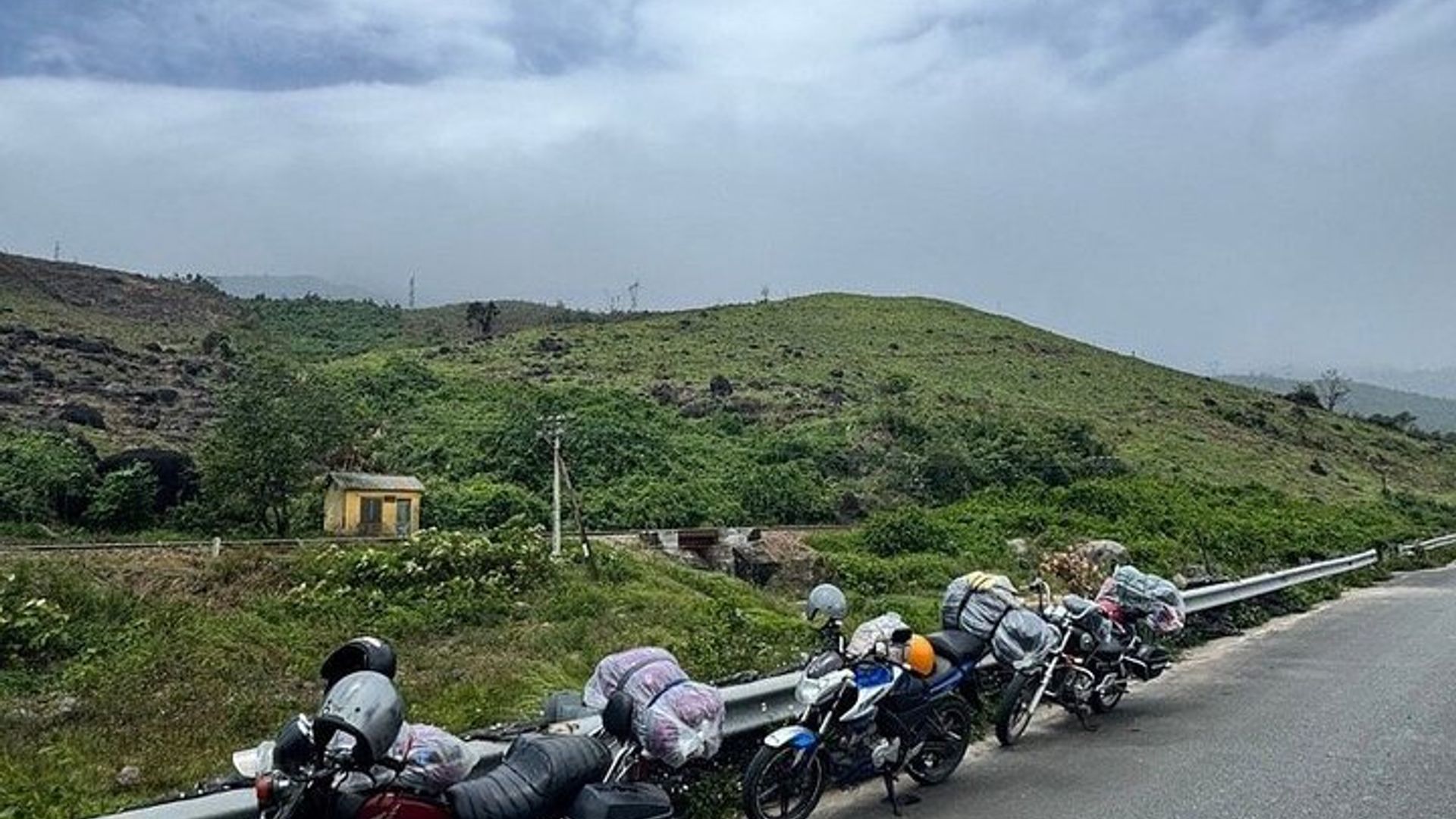 Descubre el Hai Van Pass: Tour en moto de Hoi An a Hue