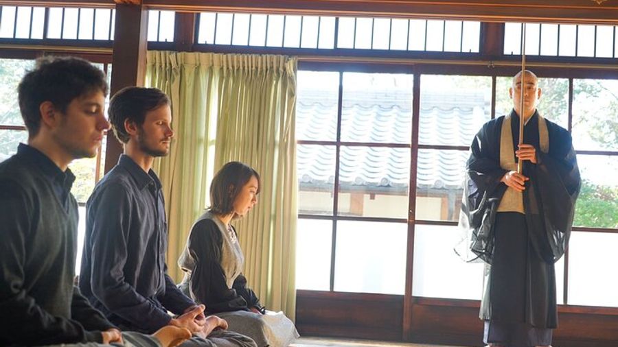 Kyoto Zen Temple Visit With Meditation, Lunch, and Tour
