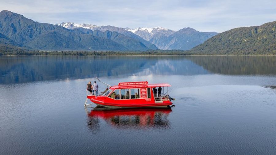 Lake Mapourika Small-Group Scenic Cruise