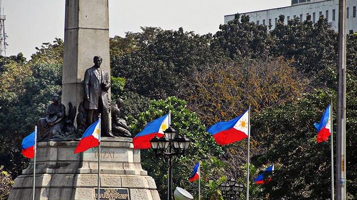 Manila Sightseeing with Intramuros and Fort Santiago