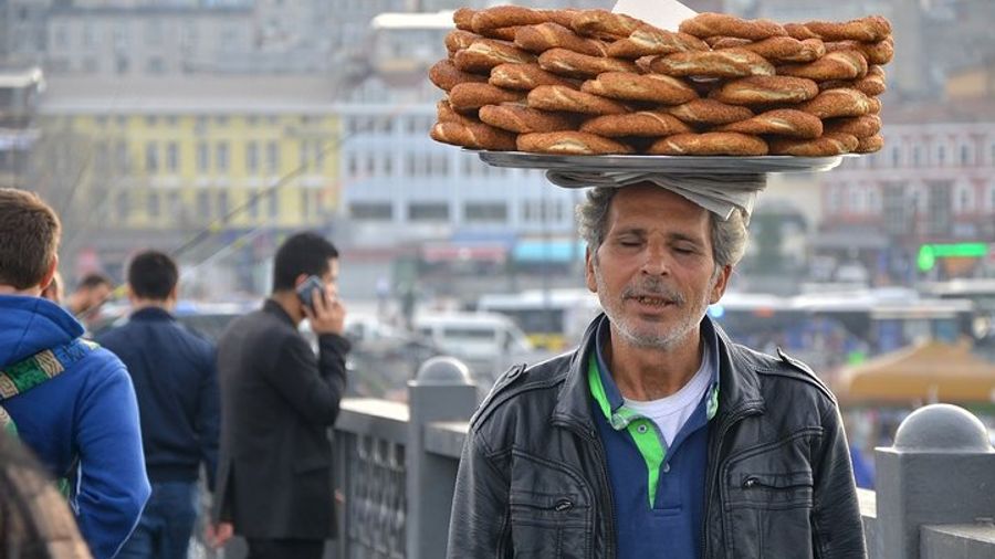 Istanbul's Hidden Treasures Guided Tour with Lunch and Ferry