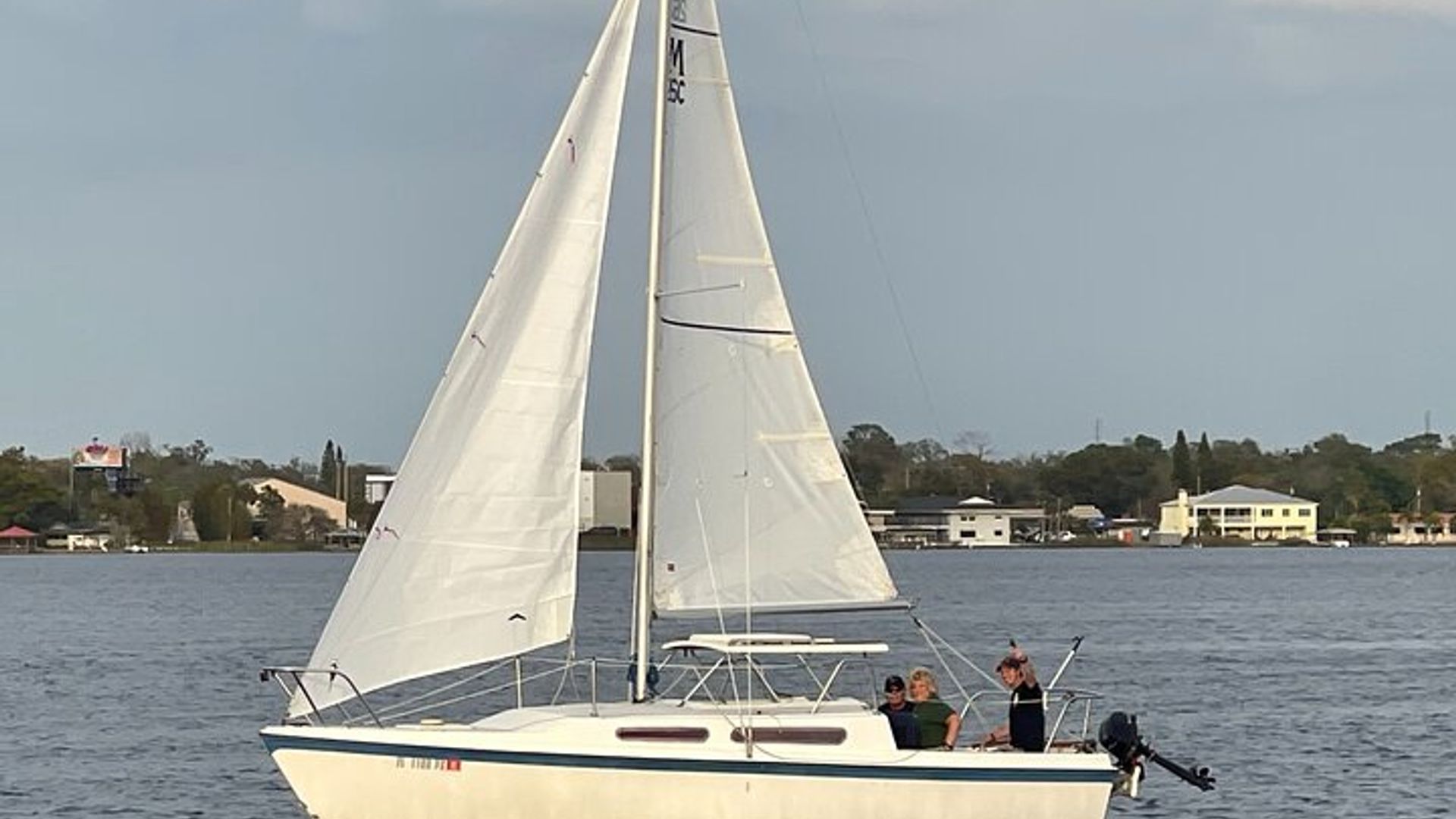 Orlando: Lake Fairview Private Family-Friendly Sailboat Trip