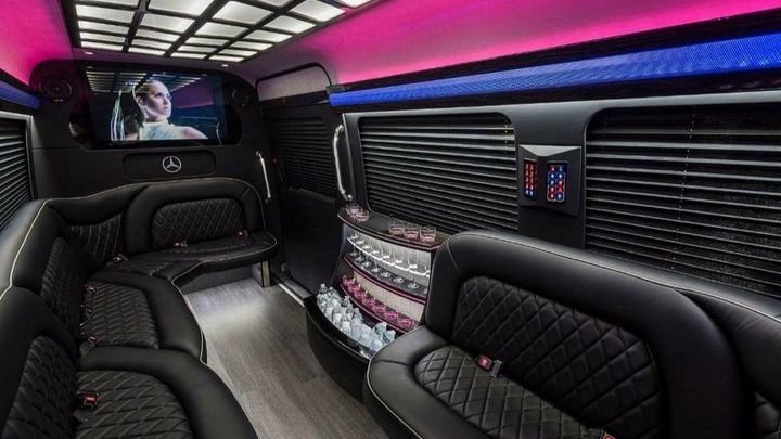Fort Lauderdale Private Party Bus Rental by DreamRide