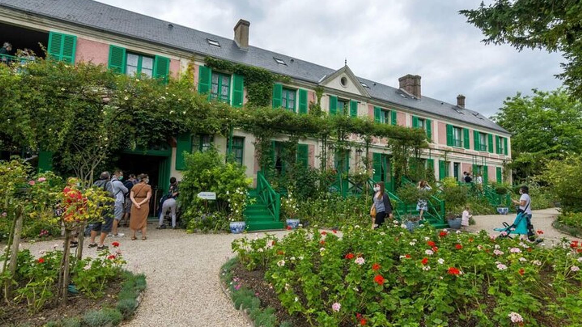 Private Half-Day Tour to Monet's Garden in Paris