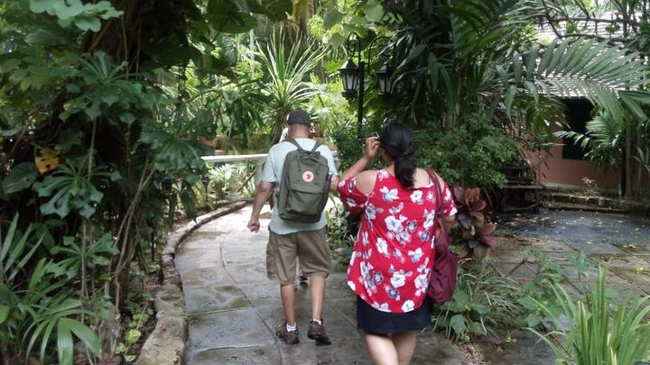 Downtown Nassau Highlights and History Walking Tour