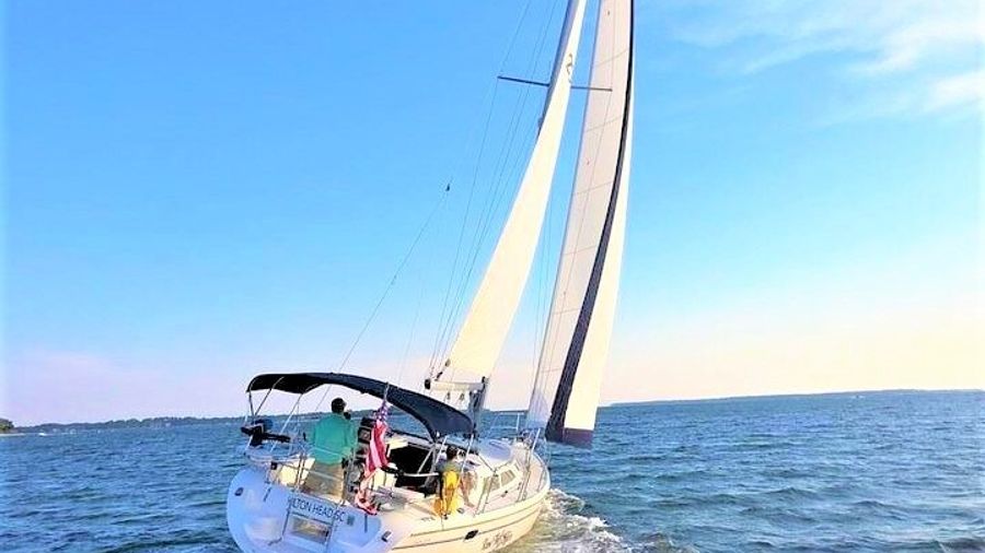 Hilton Head Island Private Sailing and Dolphin-Watching Tour