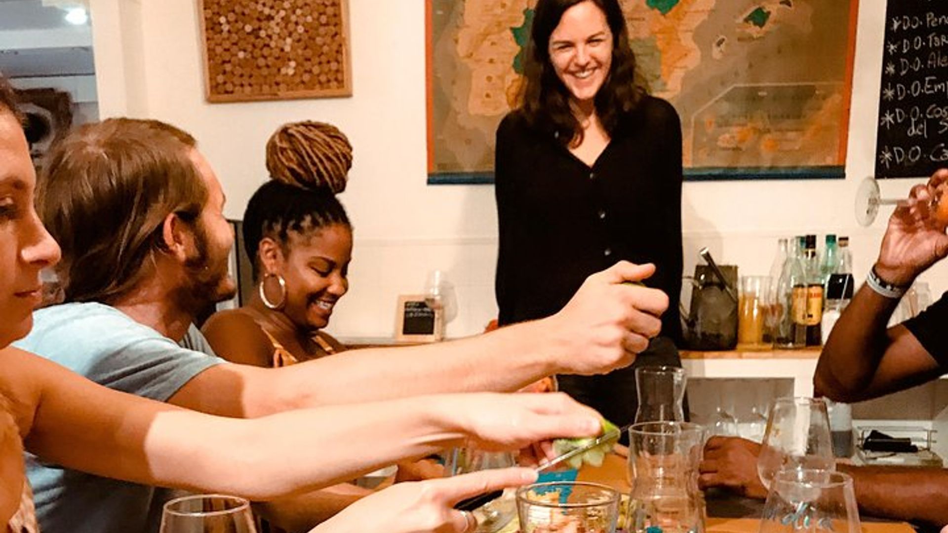 Barcelona Sangria Making Class With Tapas