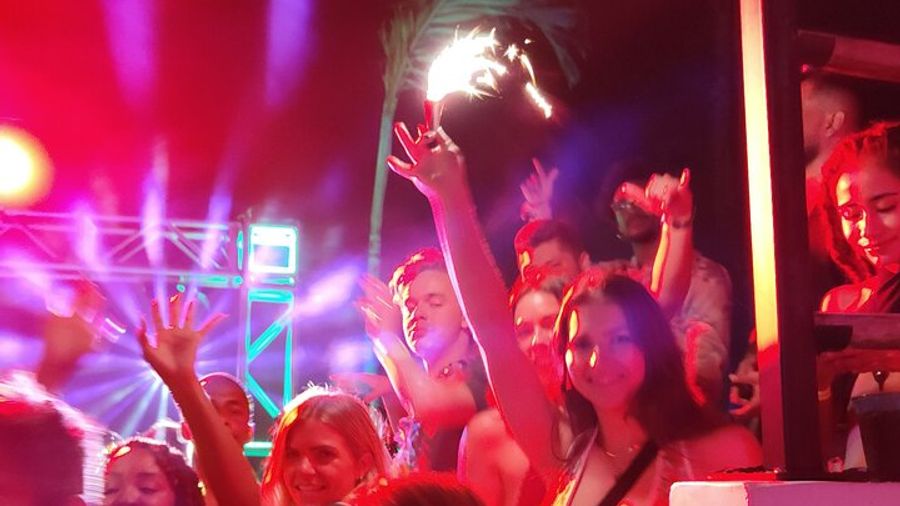 Social PubCrawl Playa del Carmen