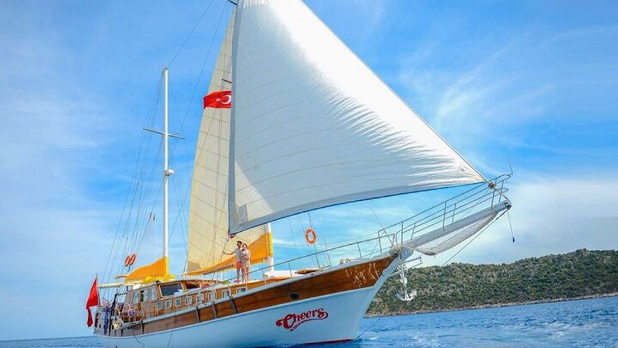 Private Blue Cruise with Cheers Yachting in Turkey