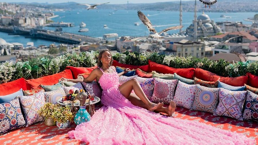 Rooftop Flying Dress Photoshoot in Istanbul