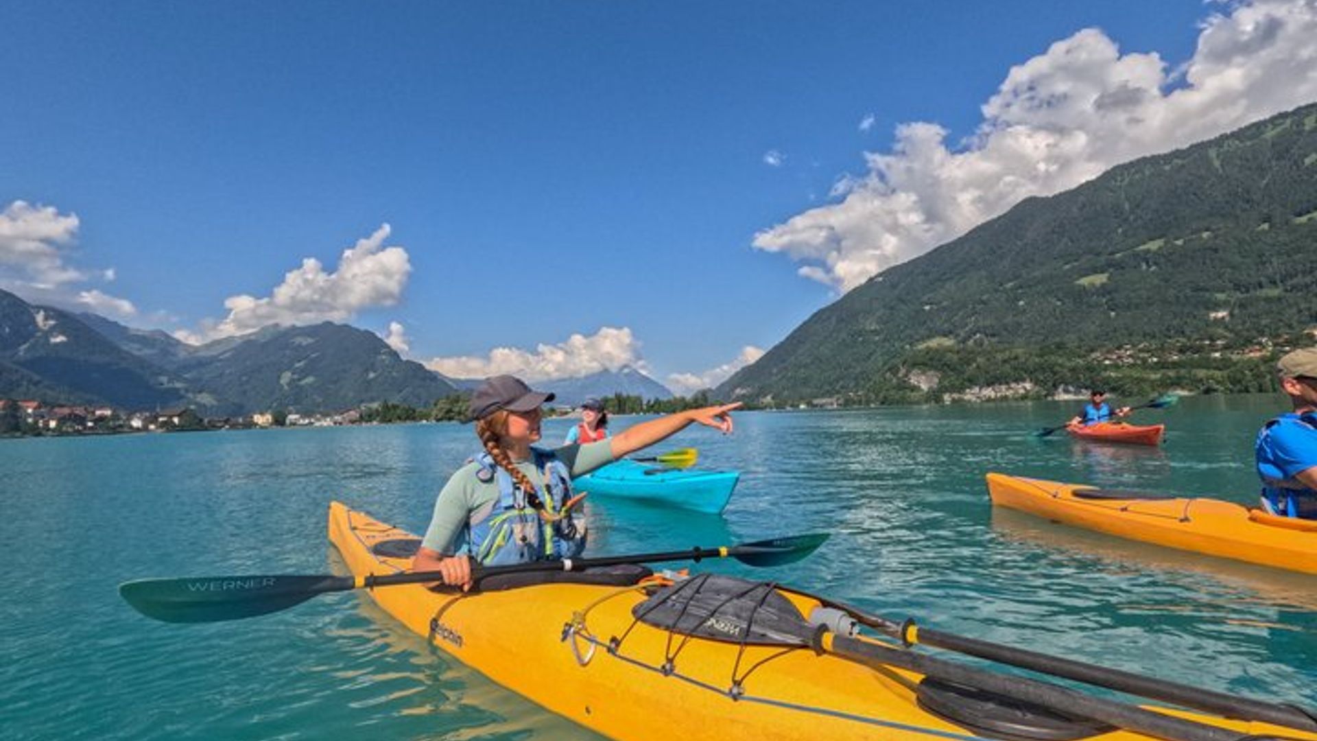 Tour en kayak sur les eaux turquoise du lac de Brienz