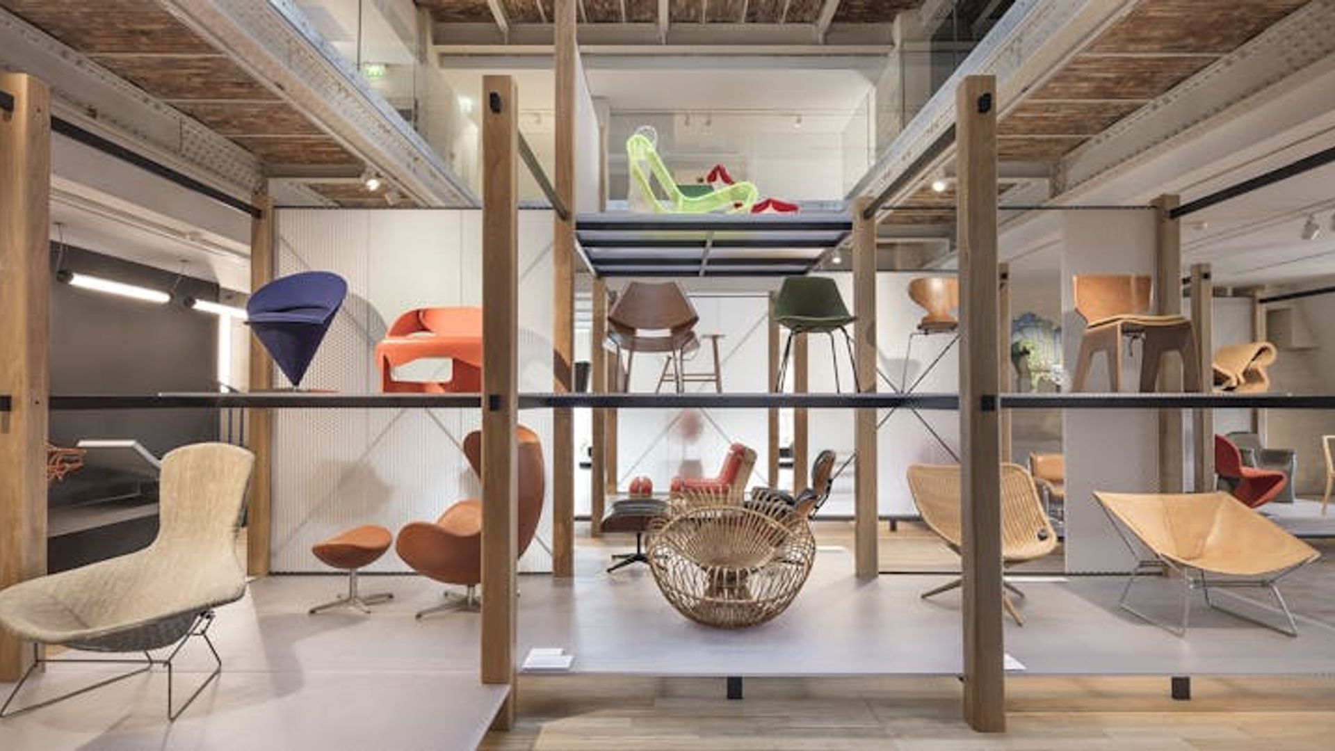 Museum of Decorative Arts ticket and Paris city audio tour