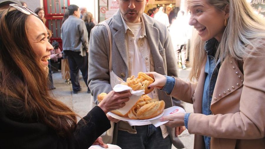 Madrid Small Group Tapas, Wine, and History Tour