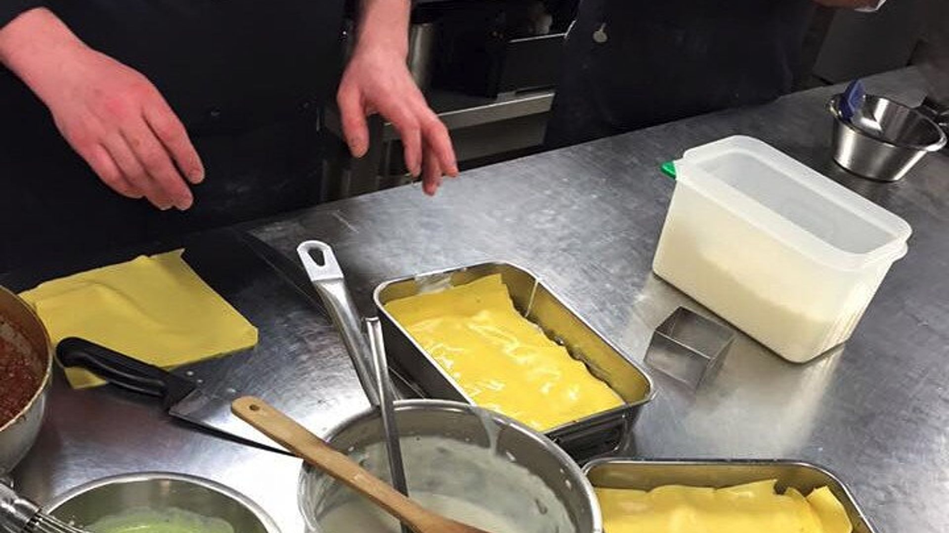 Four Course Lunch Cooking Class in Italy