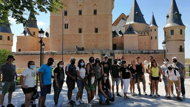 Avila and Segovia Tour with Alcazar Ticket and Lunch