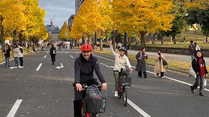 Tokyo Small-Group Bike Tour: Highlights and Hidden Gems