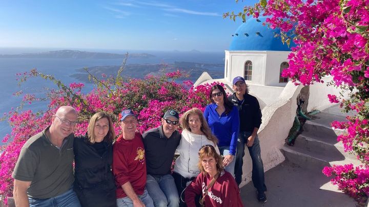 Santorini Private Tailor-Made Sightseeing Tour with Wi-Fi
