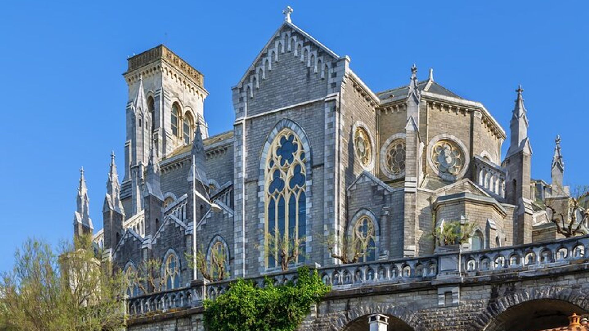 Biarritz Audio Guided Walking Tour 1h50 and 16 audio reviews