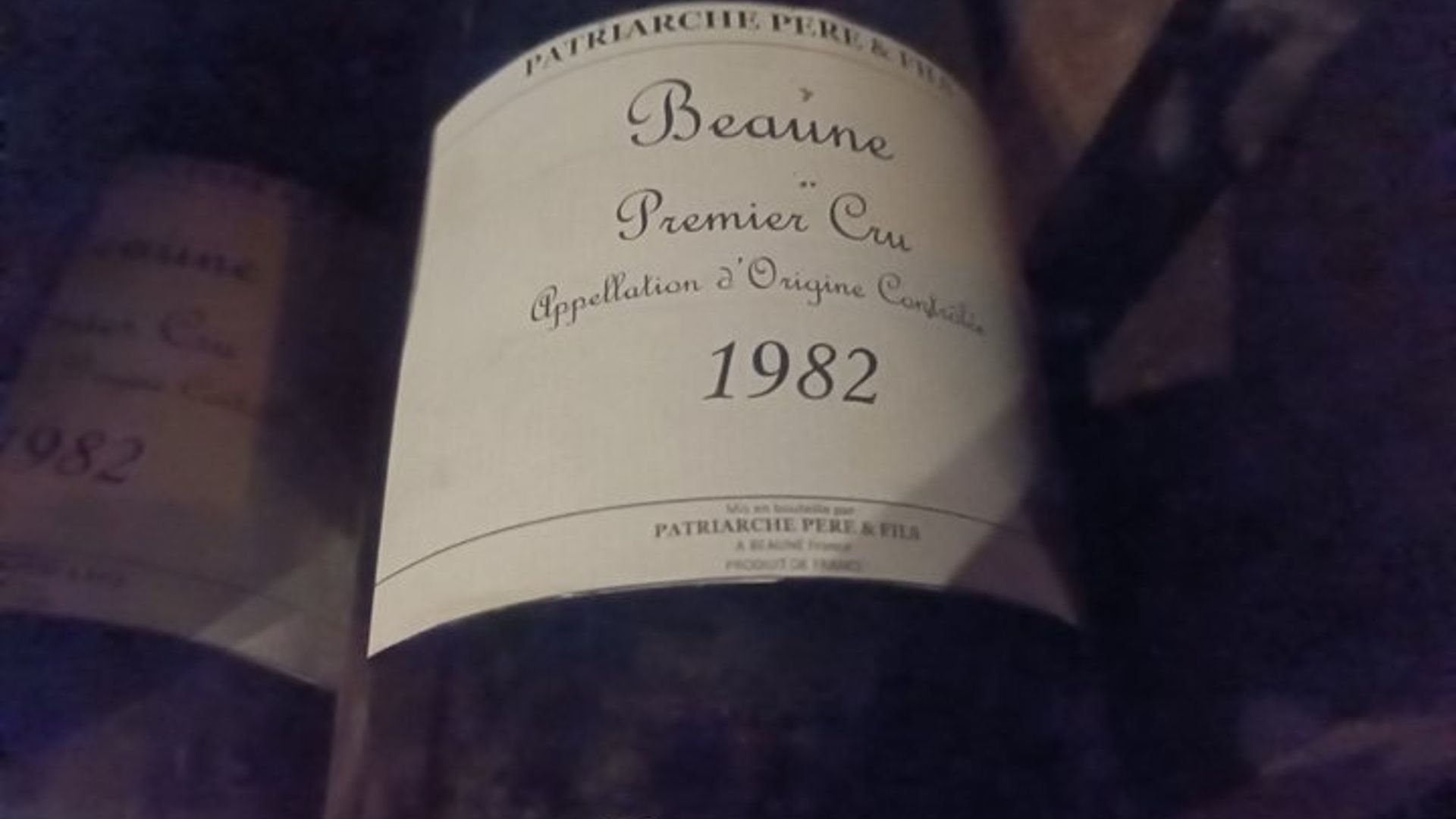Visite privée des vins de Beaune Explorez les caves et dégustez les vins de Bourgogne