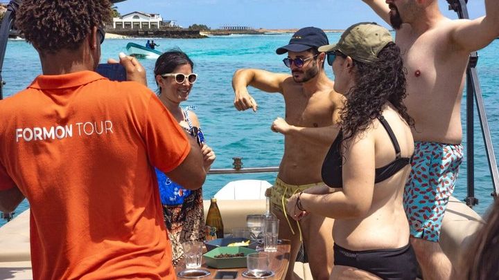 Private Boat Tour in Santa Maria