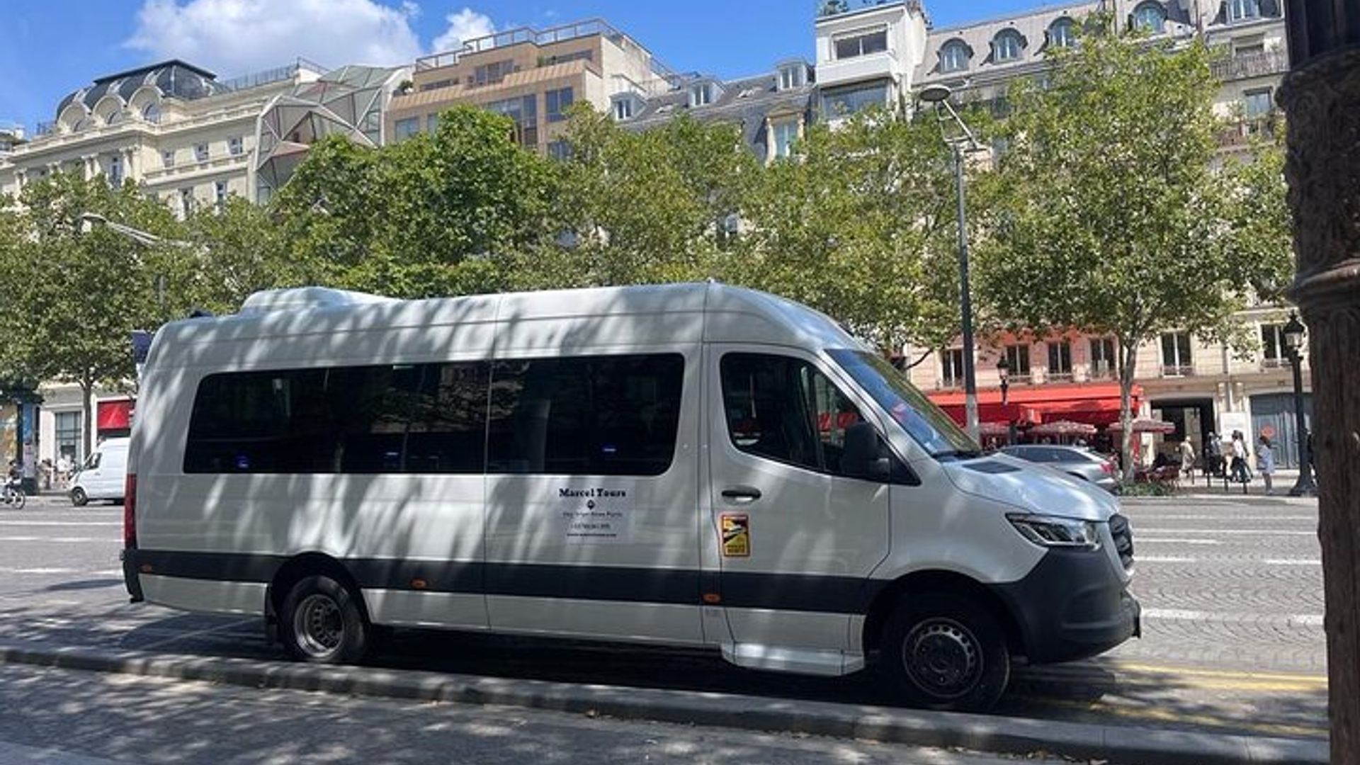 Paris Hôtel à La Vallée Village Private Shopping Transfer