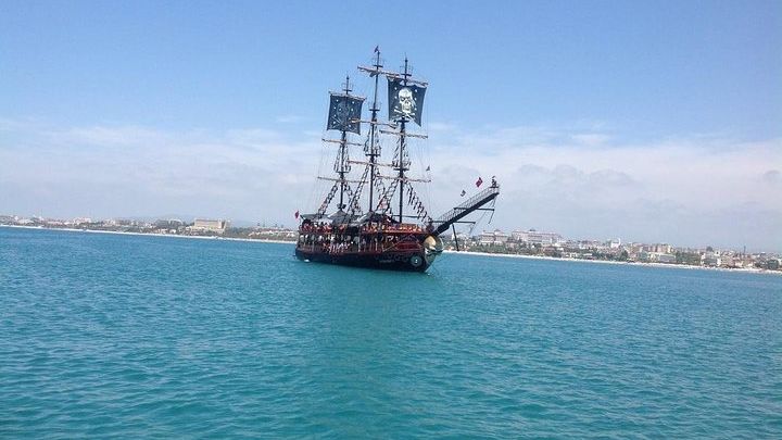 Kemer Pirate Boat Trip with Free Transfer from Antalya