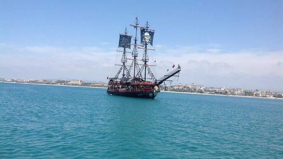 Kemer Pirate Boat Trip with Free Transfer from Antalya