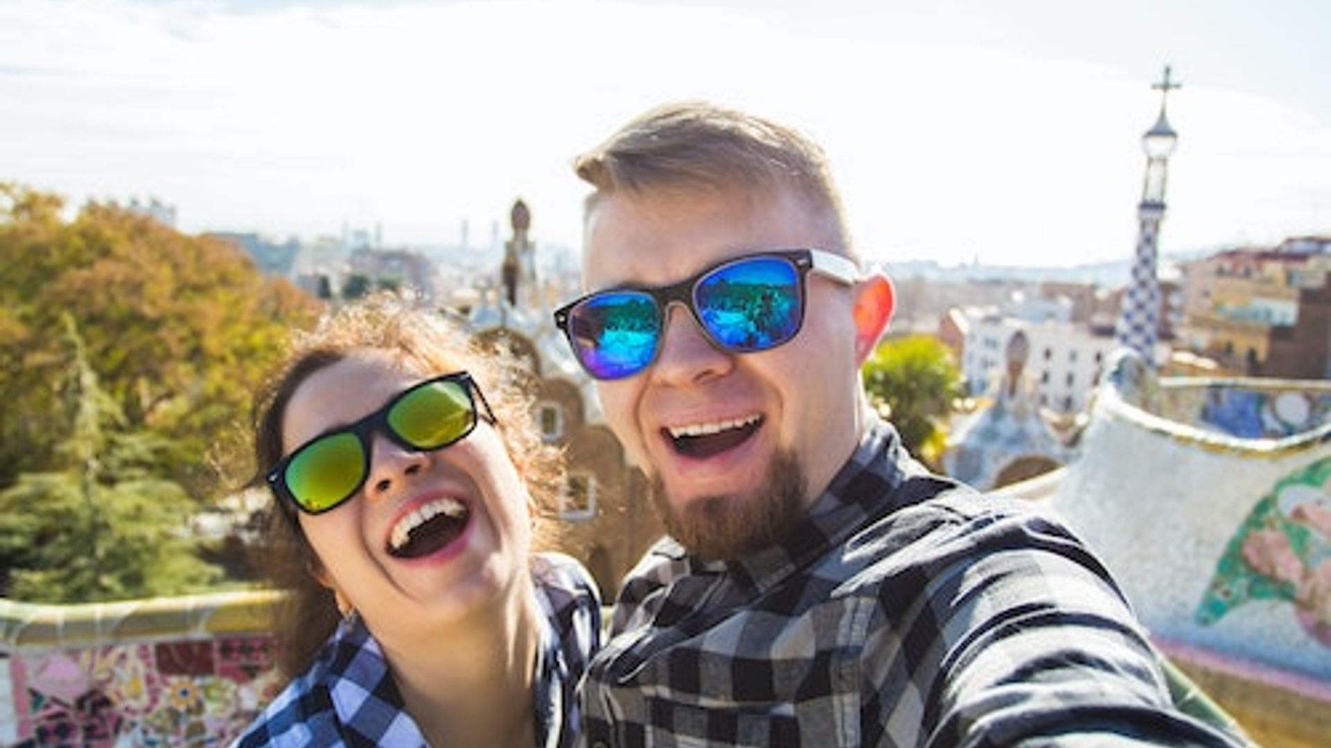 Park Güell: Entry Ticket & 1.5-Hr Guided Tour