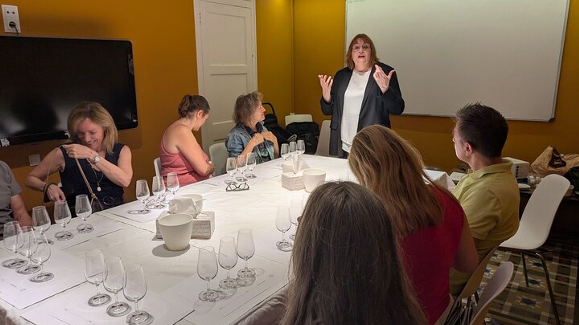 Wine & Scent Experience in Barcelona