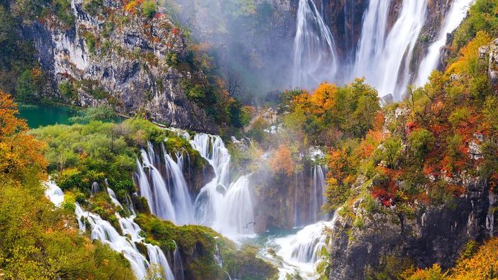 Plitvice Lakes Day Tour From Split