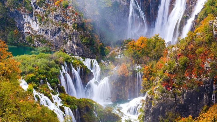 Plitvice Lakes Day Tour From Split