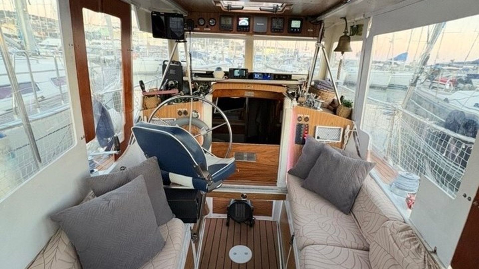 Halbtagesausflug mit kleinem Segelboot zu den Lérins-Inseln ab Cannes