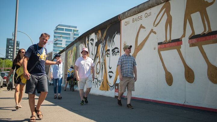 Cold War Berlin Group Walking Tour