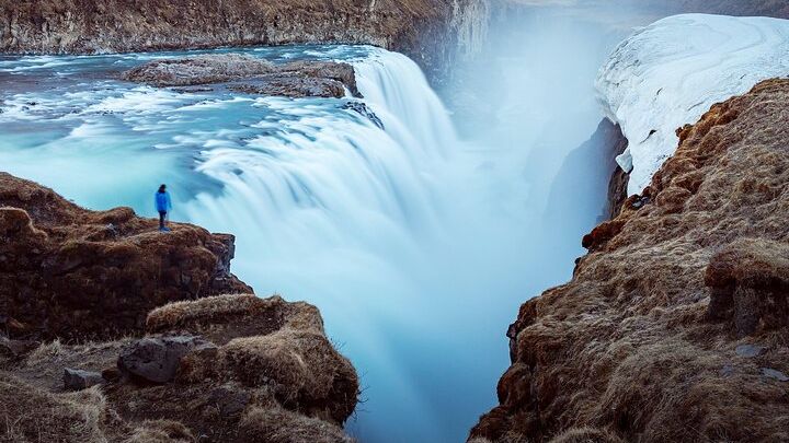 Golden Circle and Waterfalls, with Friðheimar Farm and Kerið in small group