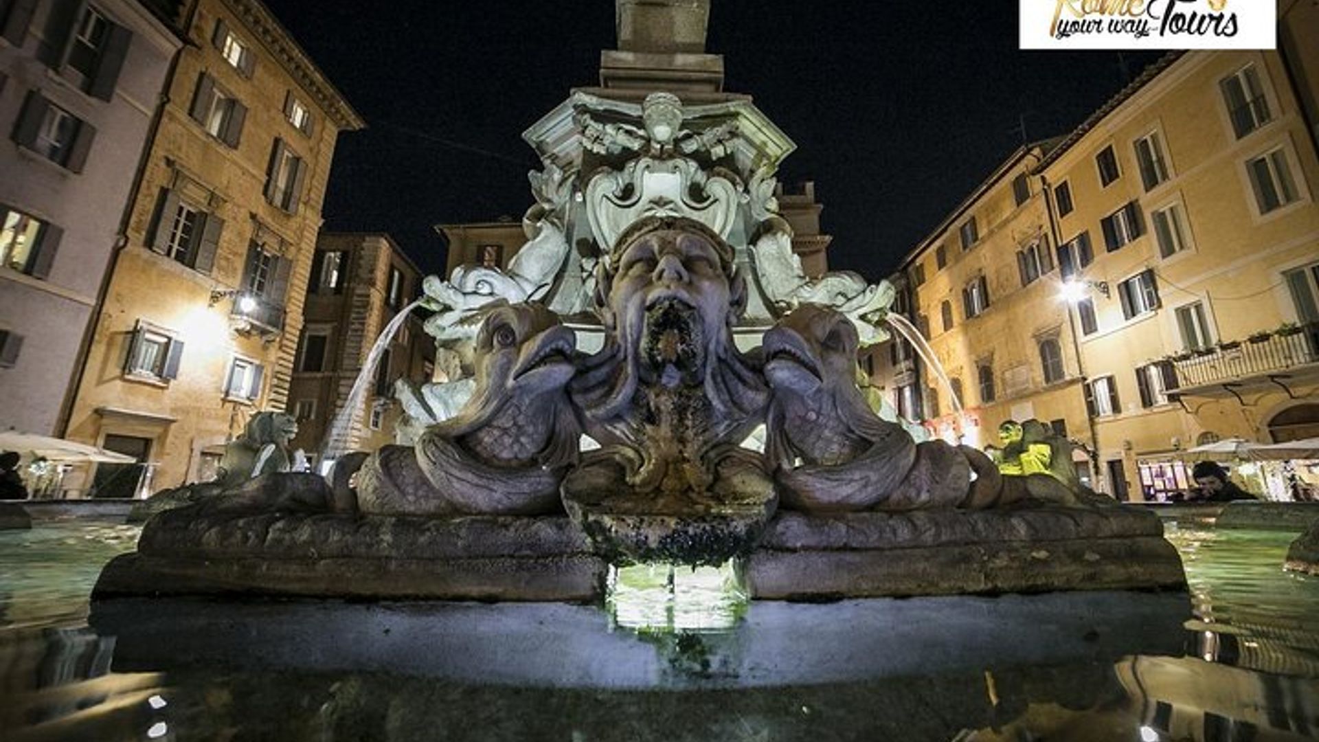 Rome Night Tour with Trevi Fountain, Navona, Spanish Steps