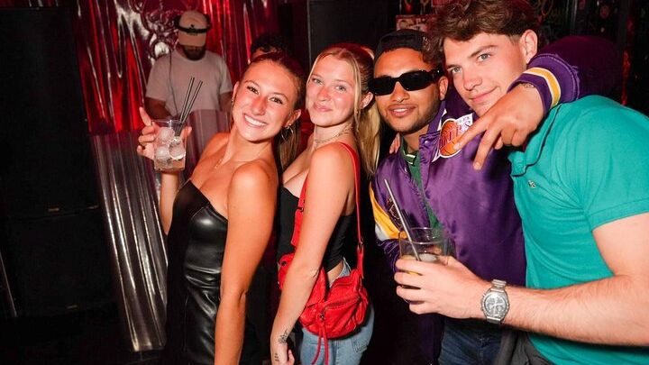 Madrid Pub Crawl: Bars, Drinks, and Club Entry with Free Shots