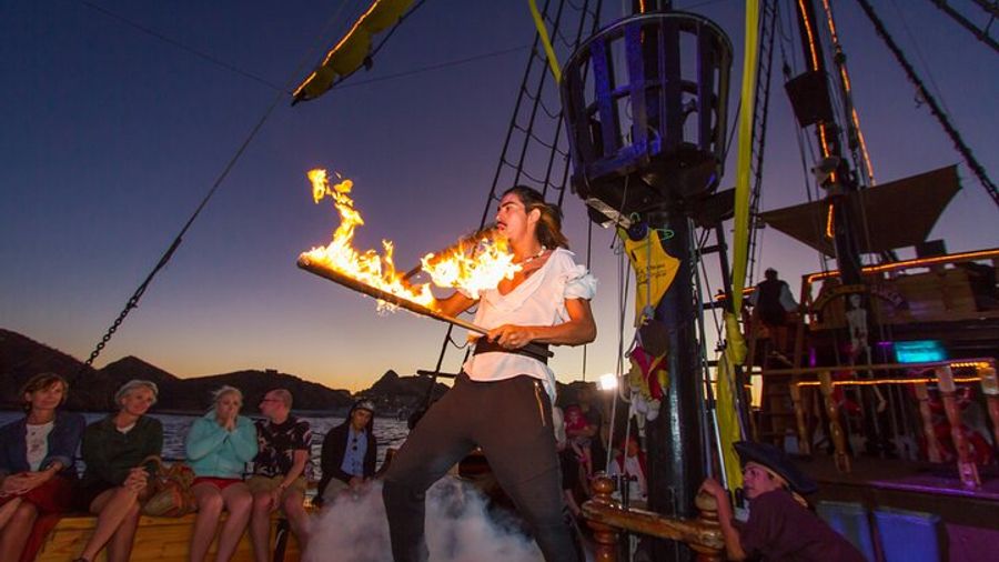 Los Cabos Pirate Ship Sunset Dinner and Show