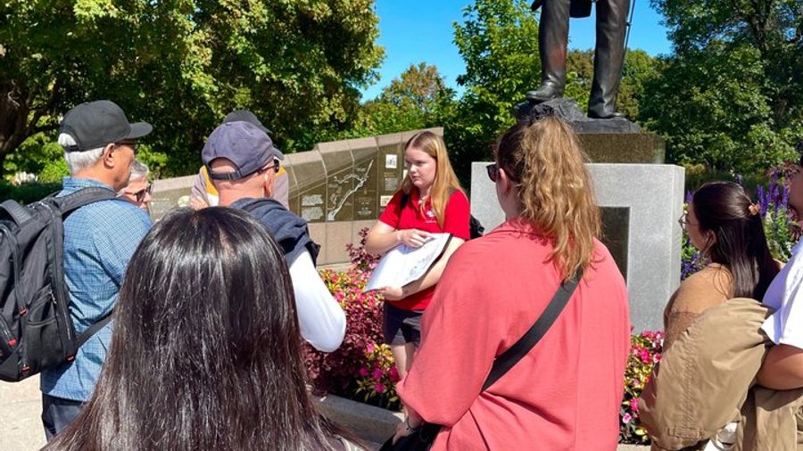 Ottawa City Highlights Gratuity-Based Walking Tour