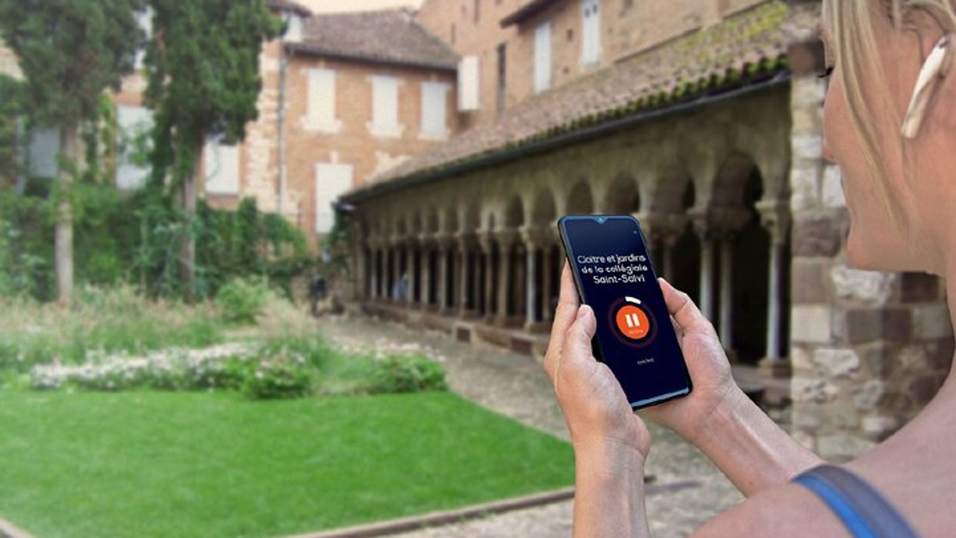 Albi: Visita a pie con audioguía, 1 hora y 40 minutos y 26 comentarios de audio