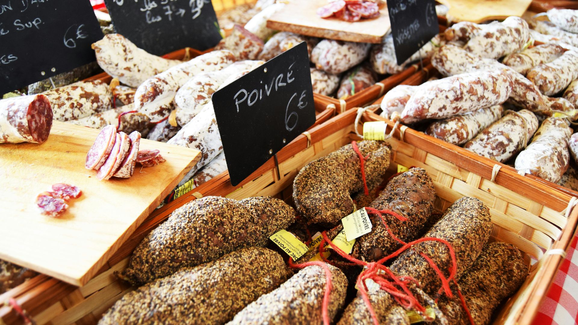 Paris: Walking Tour of Montmartre's Culture, Food and Art