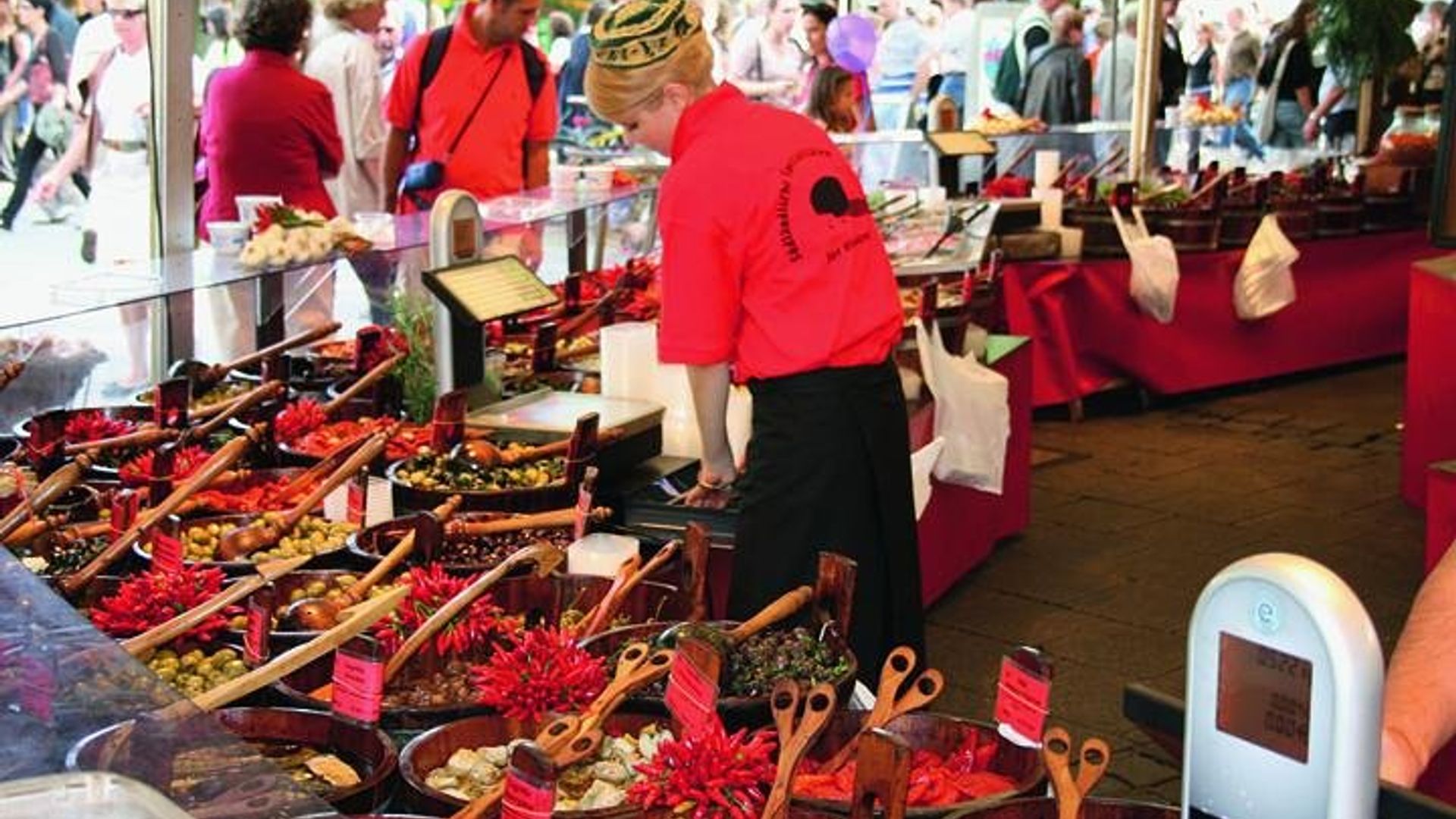 Munich Walking Tour: City Center with English Garden and More