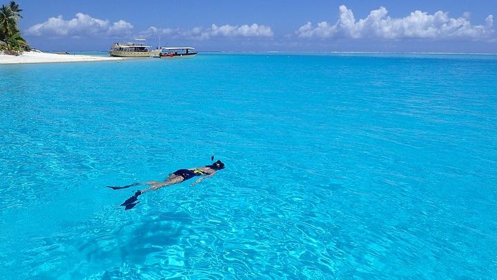 Full-Day Private Boat Tour of Bora Bora Lagoon with Snorkel