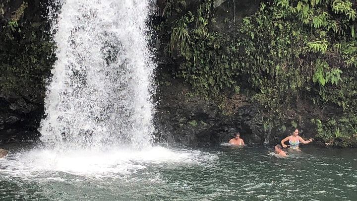 Small-Group Road to Hana Adventure Tour with Pickup & Lunch