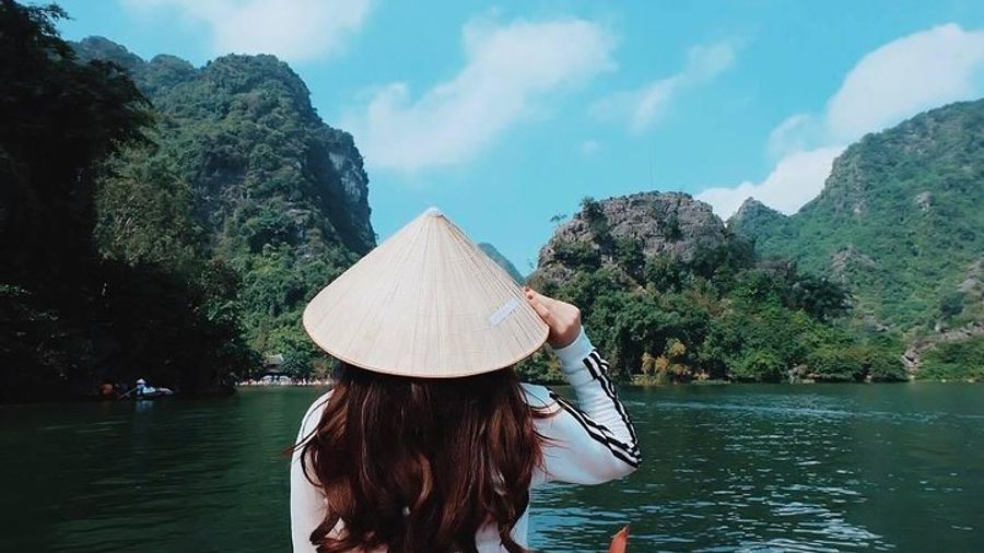 Ninh Binh Small-Group Full-Day Tour From Hanoi With Lunch