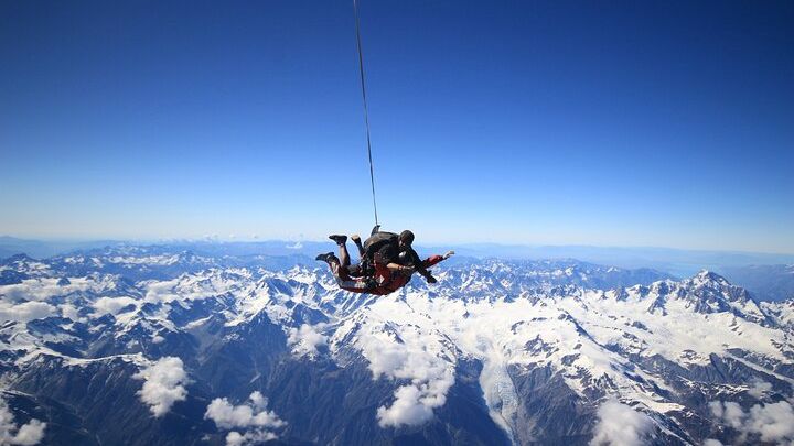 Tandem Skydive 18,000ft from Franz Josef
