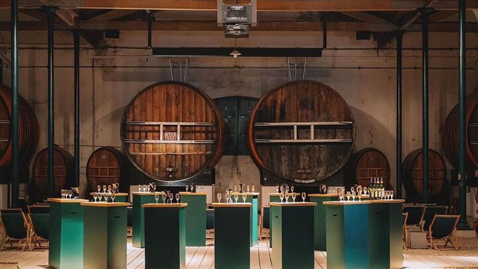 Visite guidée du Vermouth de Noilly Prat avec dégustations à Marseillan