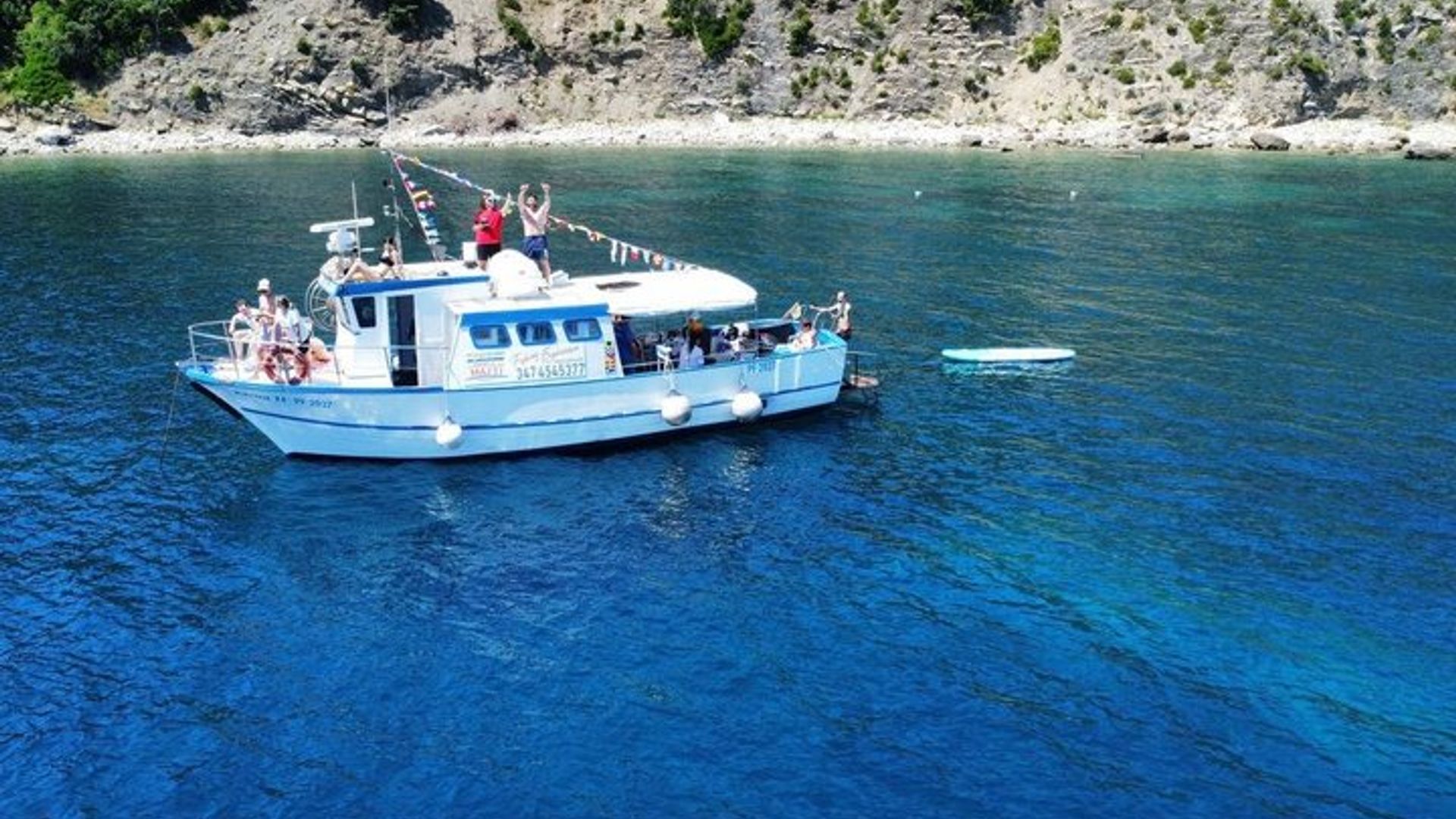 Angeltourismus auf der Insel Elba mit Mittagessen an Bord